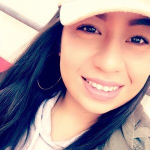 Meet your Posher, Isabel